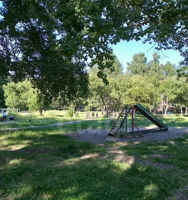 квартира г Омск п Чкаловский м-н, 75 Гвардейской бригады, 14а фото 19