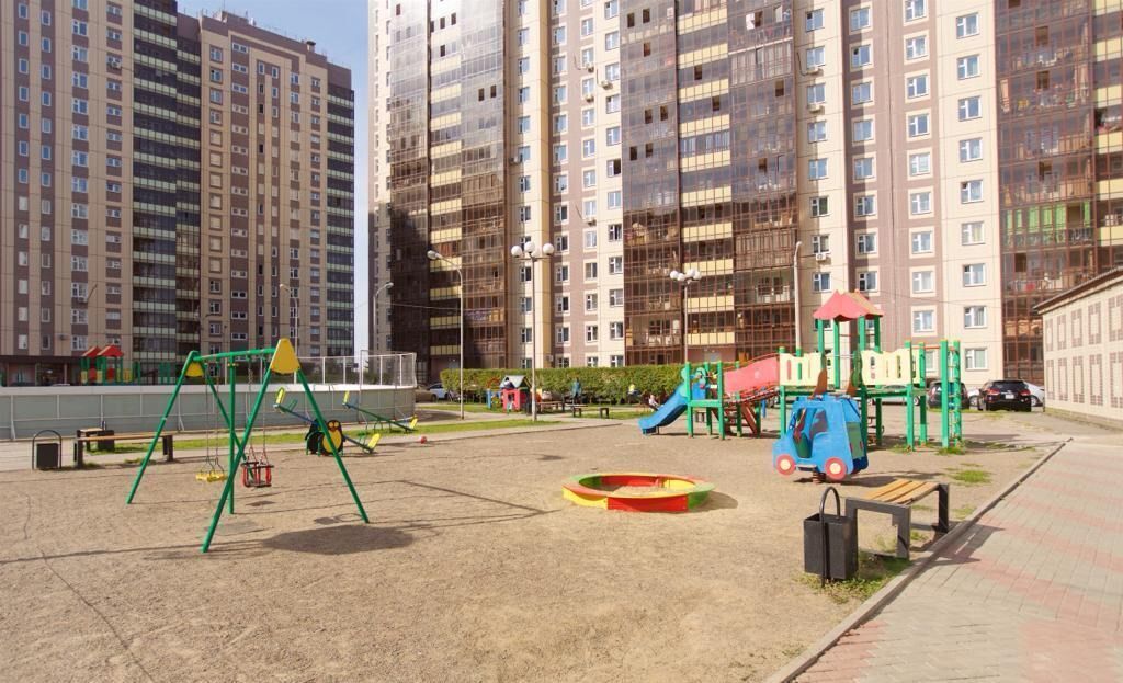 квартира г Красноярск р-н Центральный ул Петра Подзолкова 5 микрорайон «Светлый» фото 12