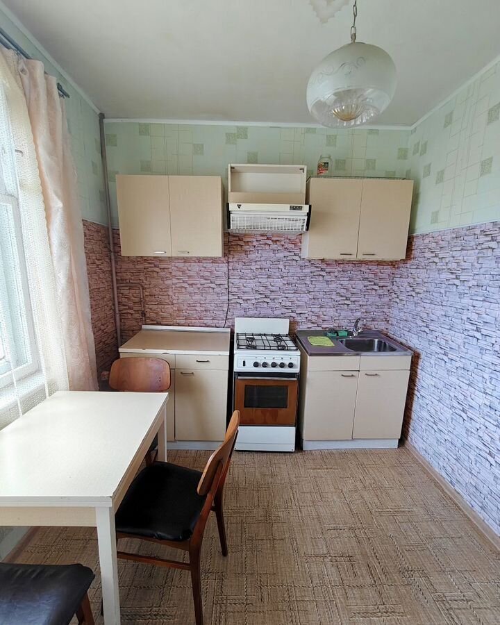 квартира г Брянск рп Радица-Крыловка Бежицкий район ул 3 Интернационала 14 фото 2