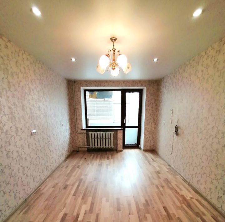 квартира г Волгоград р-н Тракторозаводский ул им. Быкова 11 фото 3