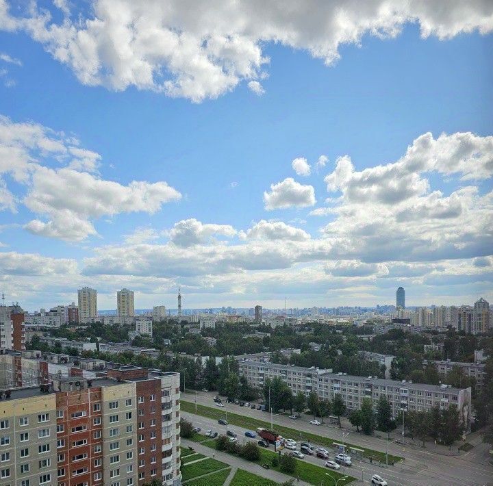 квартира г Екатеринбург Машиностроителей ул Уральская 57к/2 фото 18