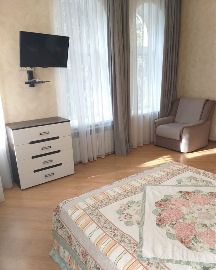 комната г Ялта ул Садовая 11 фото 5