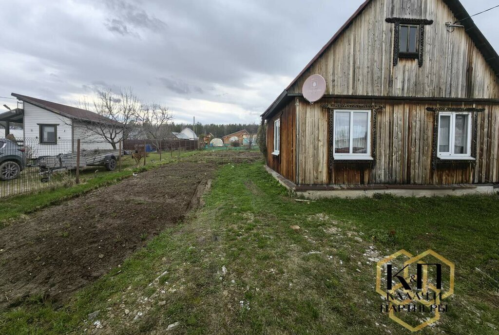 дом г Полевской сад снт коллективныйУральские Зори 4-я улица, 17 фото 2