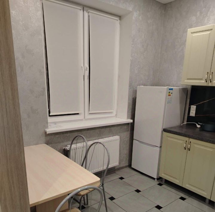 квартира г Краснодар р-н Прикубанский ул им. лётчика Позднякова 2к/16 фото 2