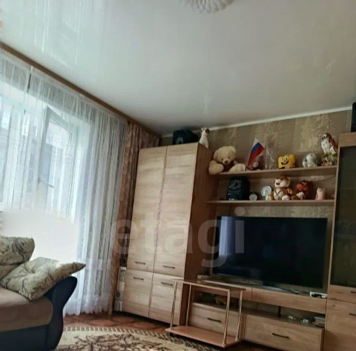 квартира г Прокопьевск р-н Рудничный ул Петренко 5 фото 4