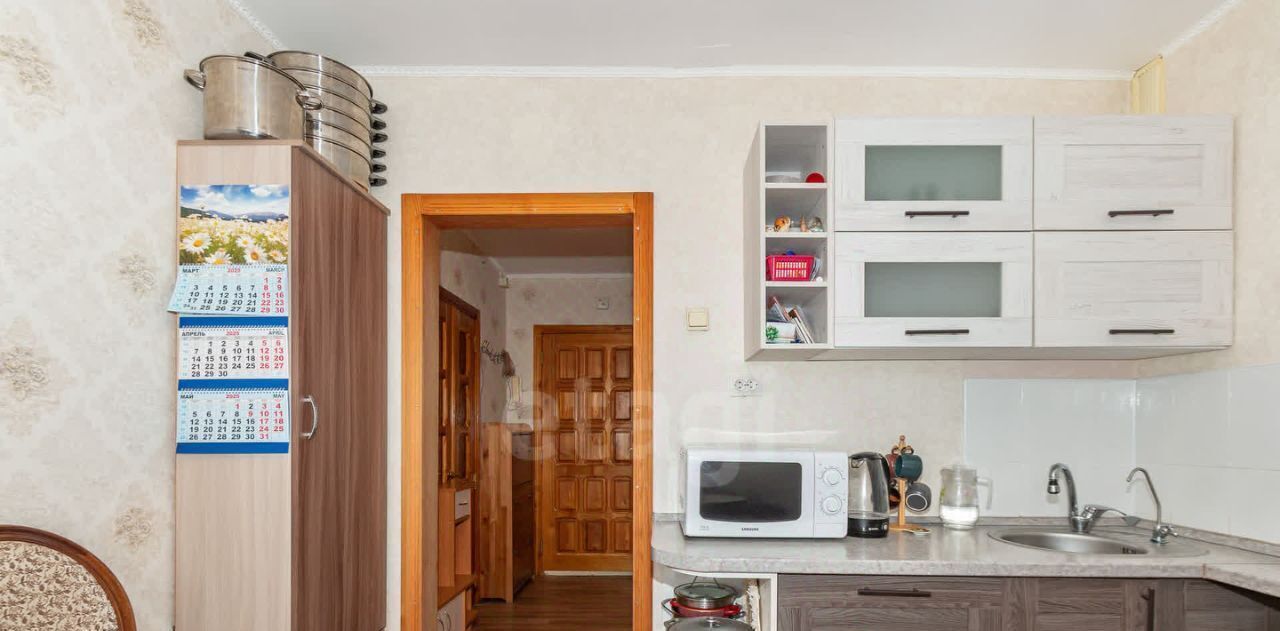квартира г Омск р-н Центральный ул 24-я Северная 218 фото 12