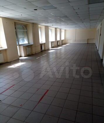 торговое помещение г Омск р-н Октябрьский ул Кирова 47а фото 4