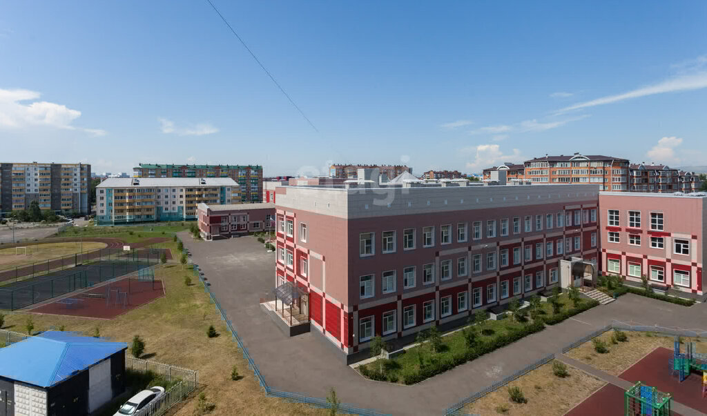 квартира г Абакан ул Крылова 106к/2 фото 17