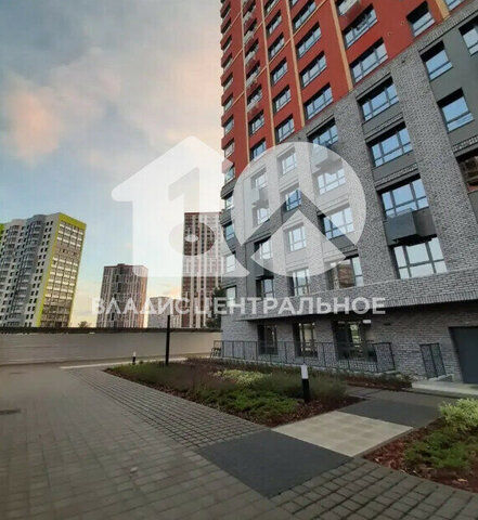 метро Площадь Гарина-Михайловского ул Ясный Берег 27 фото