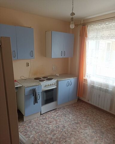 квартира р-н Дзержинский ул Строителей 16к/3 фото