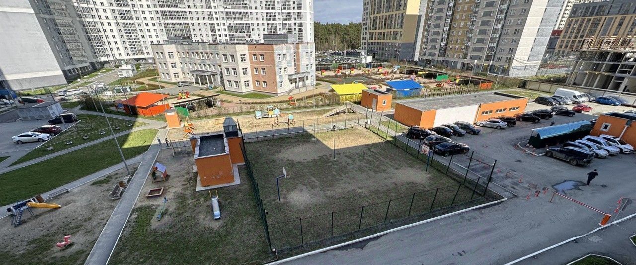 квартира г Екатеринбург Чкаловская б-р Академика Семихатова Н.А. 18 фото 16