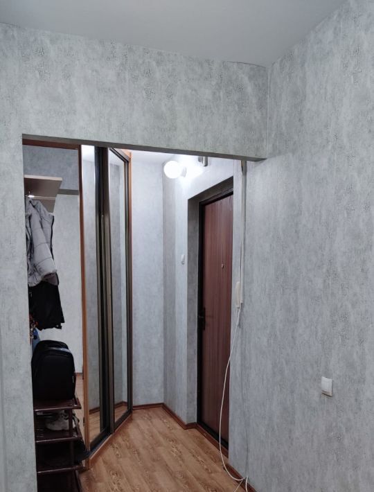 квартира г Омск р-н Кировский ул Леонида Маслова 2 фото 8