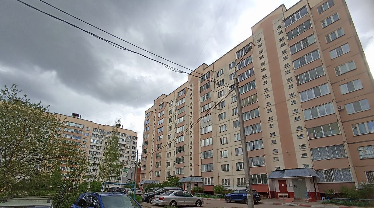 квартира г Смоленск р-н Промышленный ул Рыленкова 11б фото 1