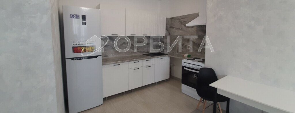 квартира г Тюмень ул Фармана Салманова 17 фото 2
