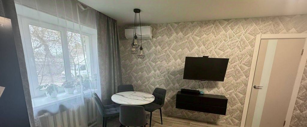 квартира г Оренбург р-н Промышленный ул Братьев Башиловых 8а фото 18