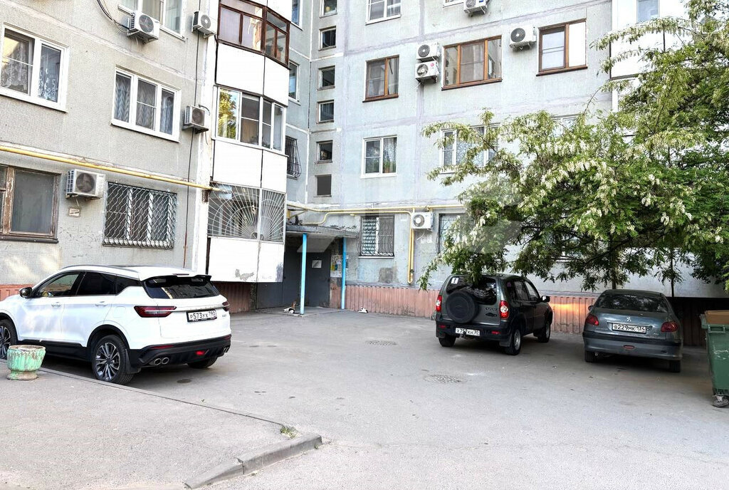 квартира г Волгоград р-н Ворошиловский ул им. Елисеева 17 фото 11