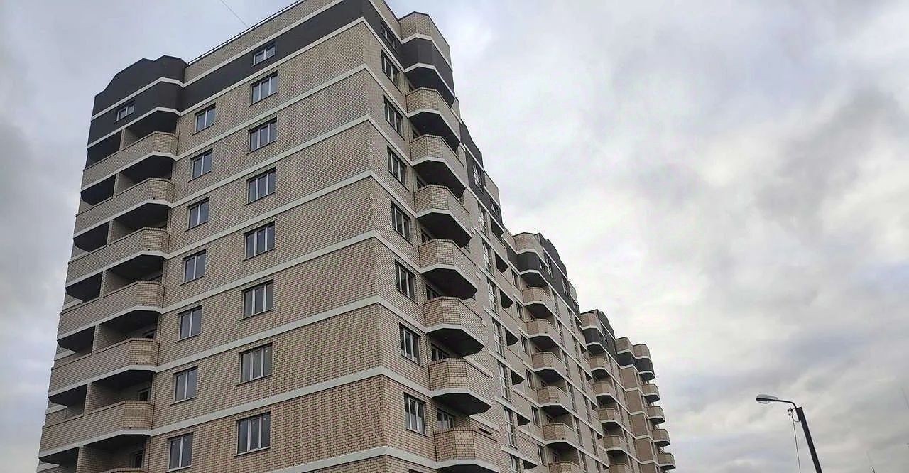 квартира г Ростов-на-Дону р-н Железнодорожный пер Крючкова 3 Три сквера фото 1