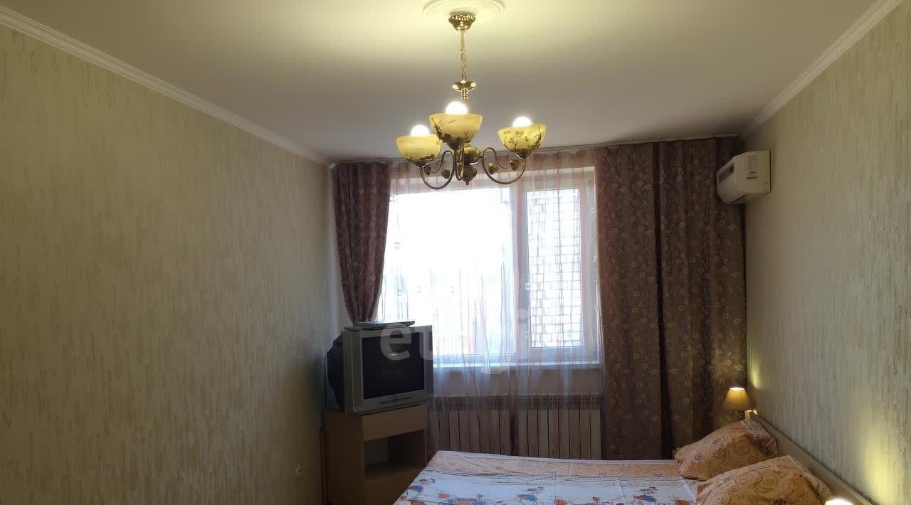 квартира р-н Ейский г Ейск ул Калинина фото 2