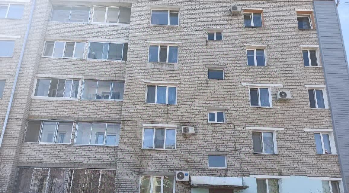 квартира г Белогорск ул 50 лет Комсомола 60 фото 21