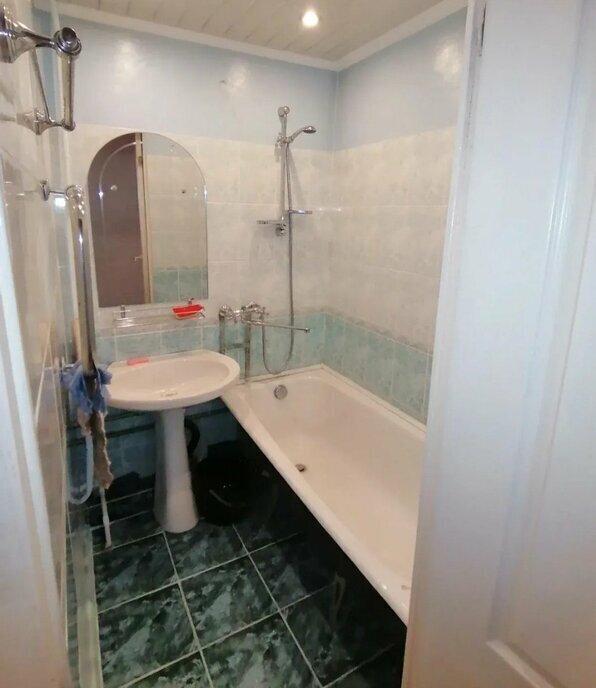 квартира г Красноярск р-н Железнодорожный ул 8 Марта 20 фото 1