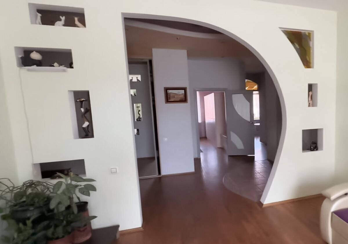 квартира г Краснодар р-н Западный пр-кт Чекистов 19 мкр-н Юбилейный фото 3