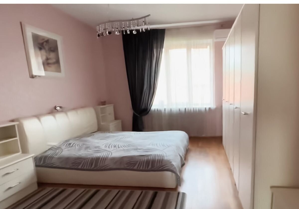 квартира г Краснодар р-н Западный пр-кт Чекистов 19 мкр-н Юбилейный фото 6