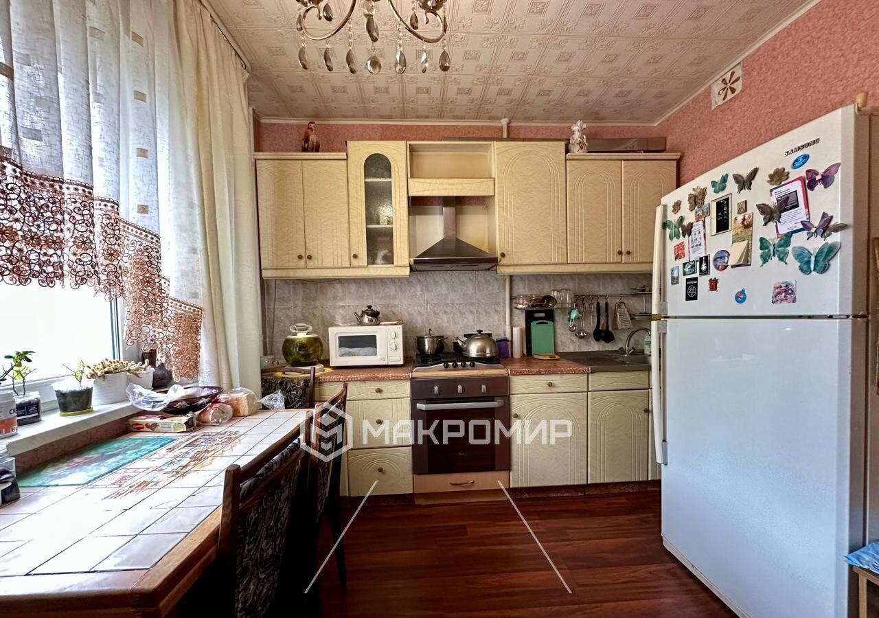 квартира г Брянск рп Радица-Крыловка Бежицкий район ул Медведева 11 фото 1