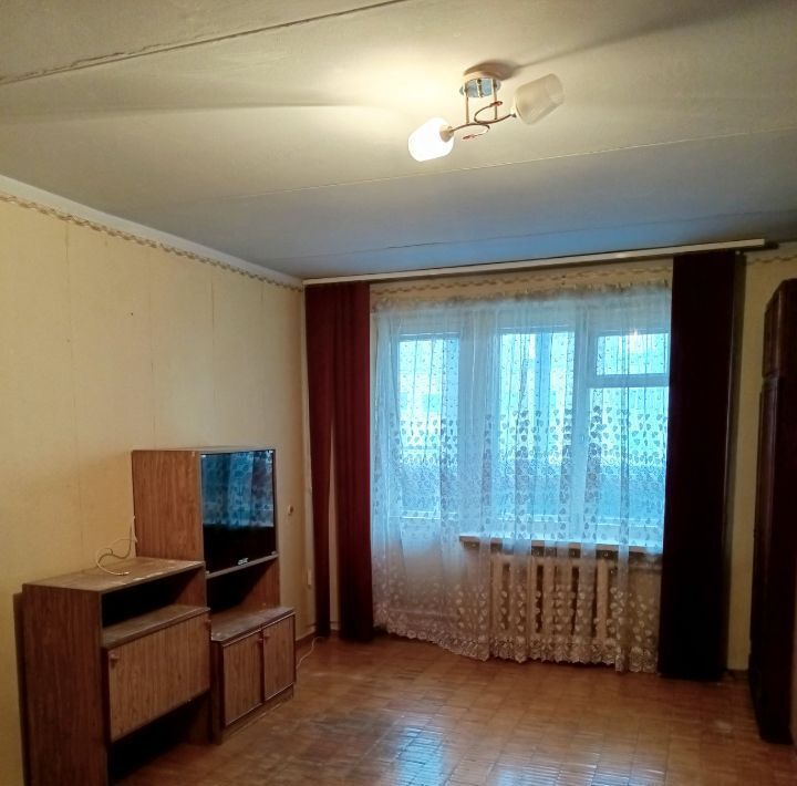 квартира г Саратов р-н Фрунзенский ул Белоглинская 75/81 фото 11