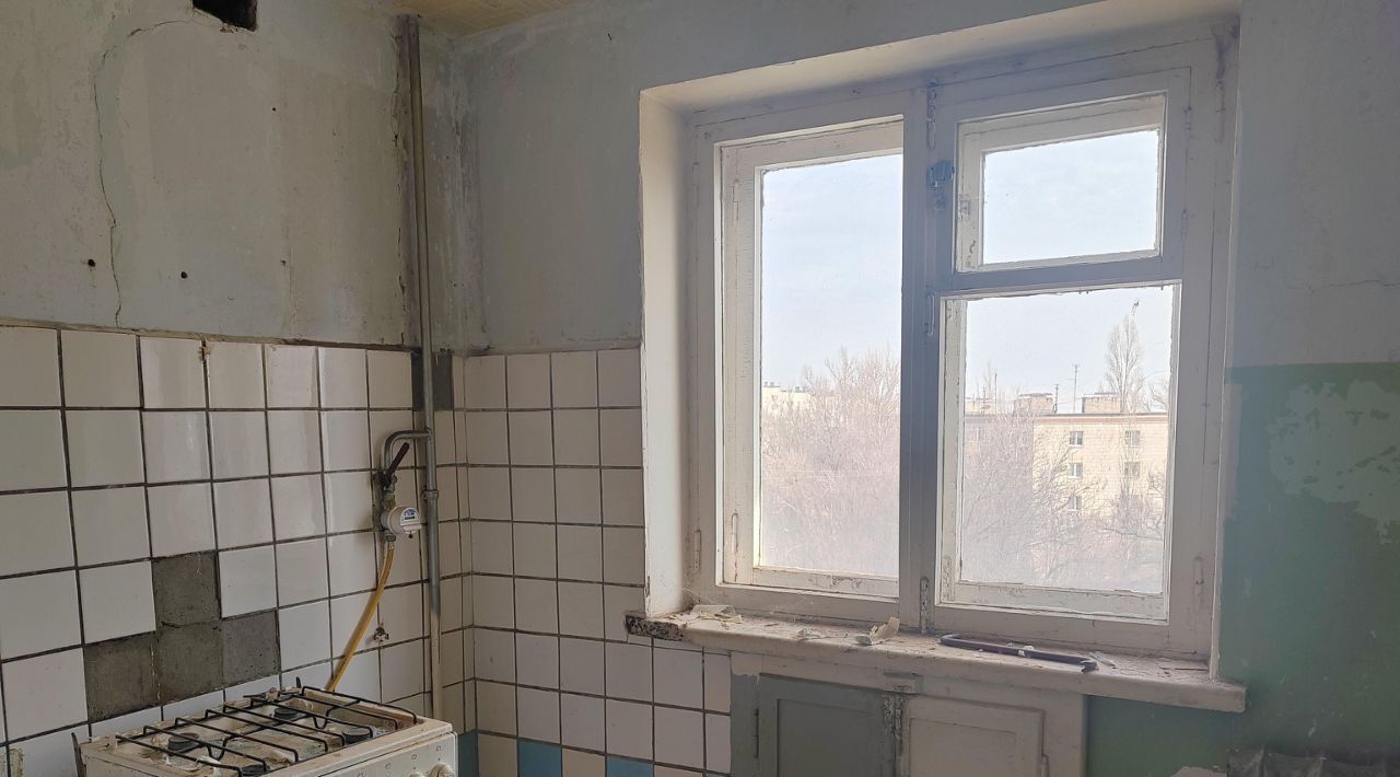 квартира г Волгоград р-н Тракторозаводский ул им. Батова 10 фото 2