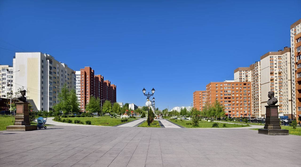 квартира г Саратов р-н Кировский Солнечный 2 пр-кт Героев Отечества 8 фото 29