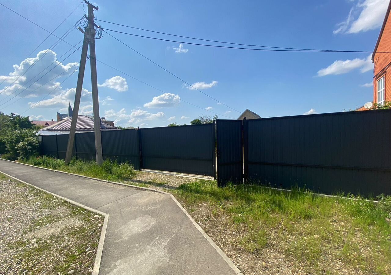 дом р-н Курганинский г Курганинск пл Клары Лучко Курганинское городское поселение фото 3