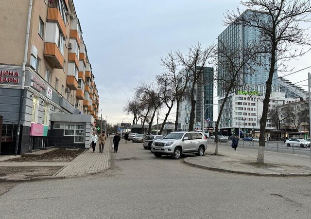 торговое помещение р-н Орджоникидзевский пр-кт Октября 146 фото