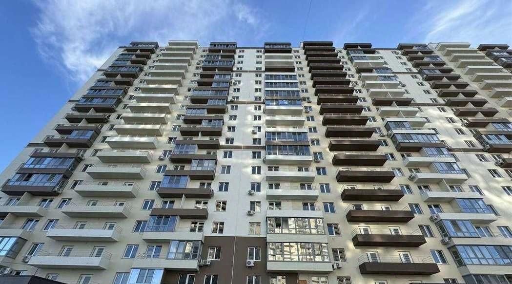 квартира г Волгоград р-н Дзержинский ул им. Расула Гамзатова 21 фото 15
