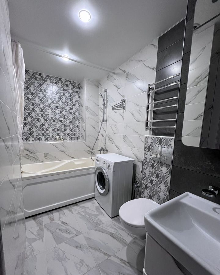 квартира г Тольятти р-н Автозаводский 1-й квартал б-р Баумана 5 фото 5