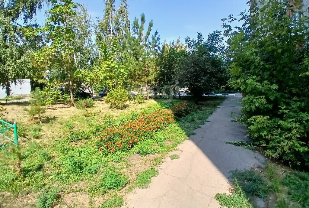 квартира г Саратов р-н Волжский ул им братьев Никитиных 4а фото 18