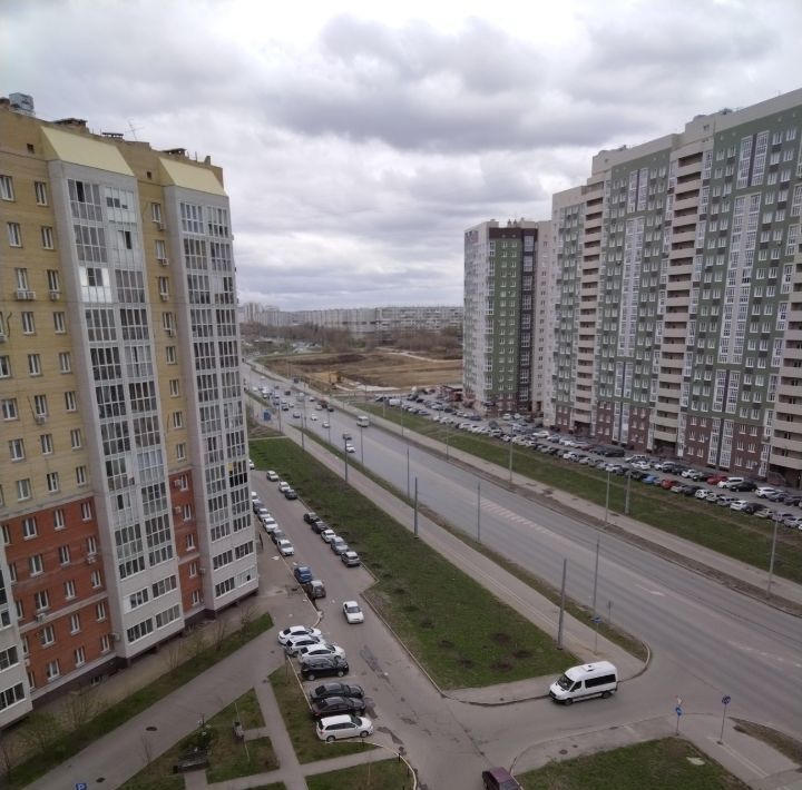 квартира г Омск р-н Кировский ул Крупской 14к/2 фото 22