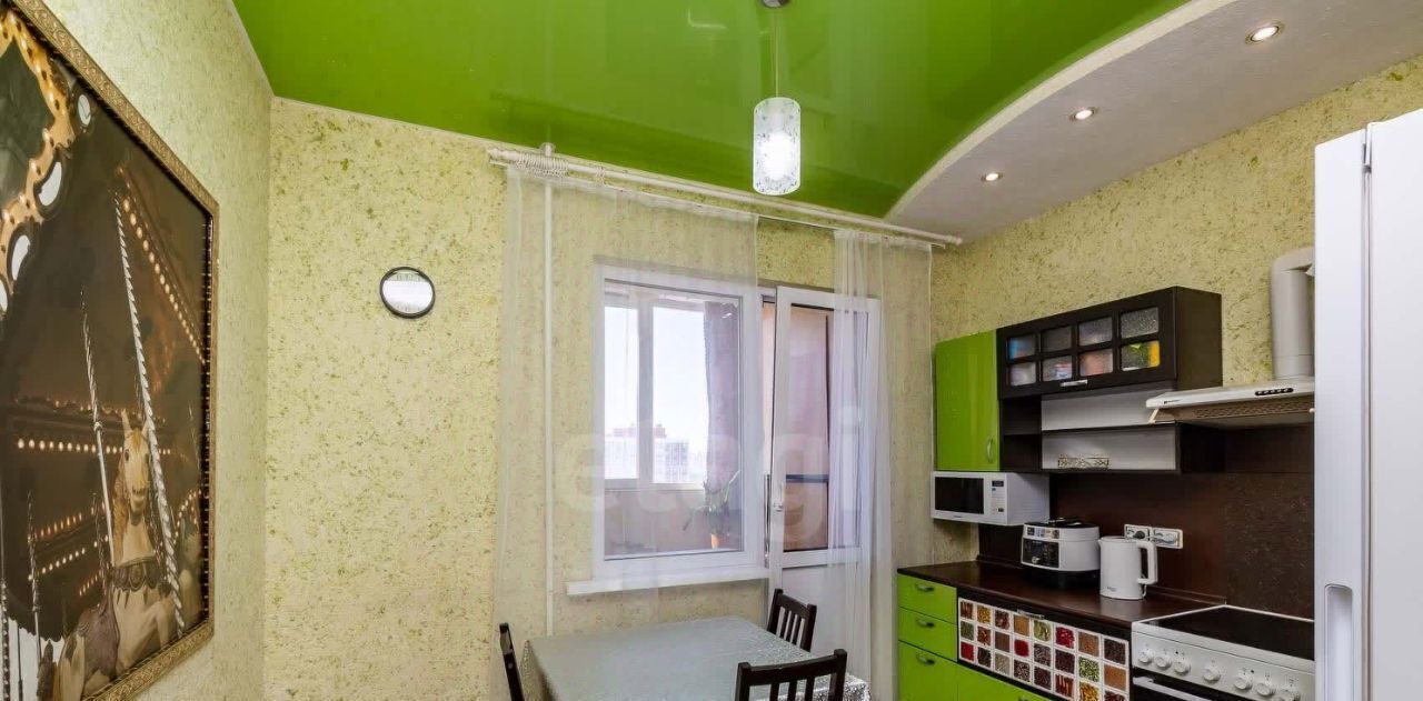 квартира г Сургут ул Ивана Захарова 10 30А фото 4