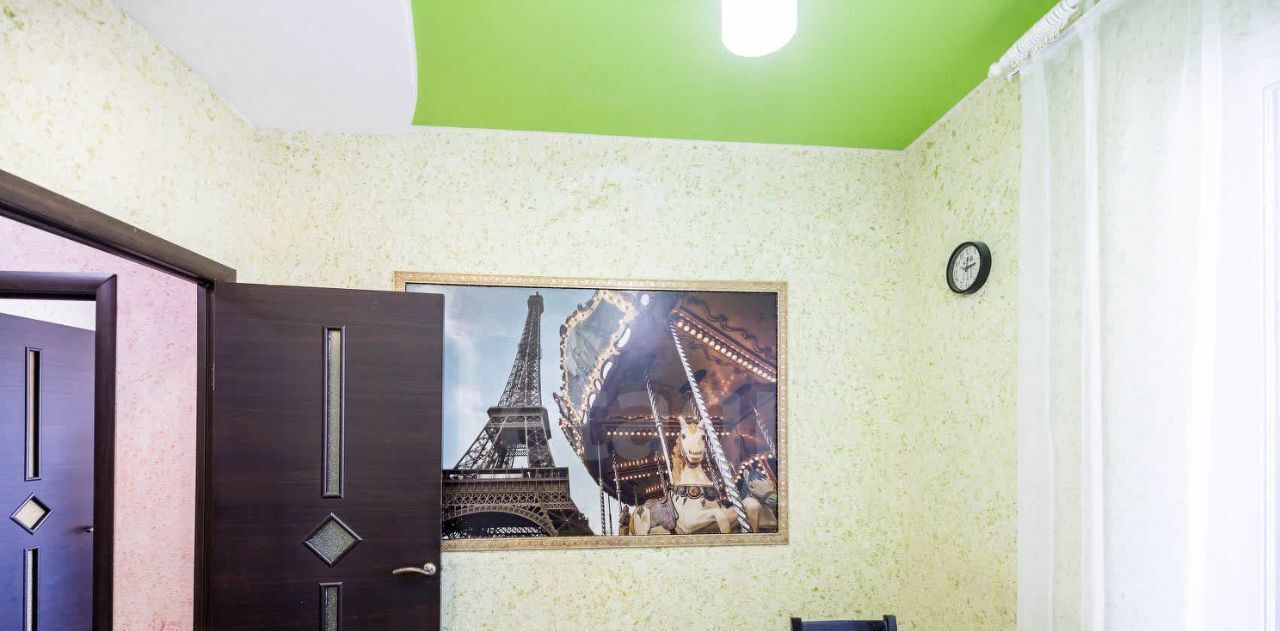 квартира г Сургут ул Ивана Захарова 10 30А фото 5
