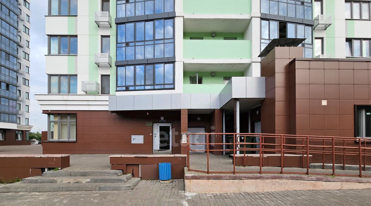 квартира г Набережные Челны р-н Комсомольский пр-кт им Мусы Джалиля 25е фото 32