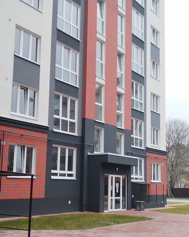 квартира г Калининград р-н Московский ул Коммунистическая 28а фото 1