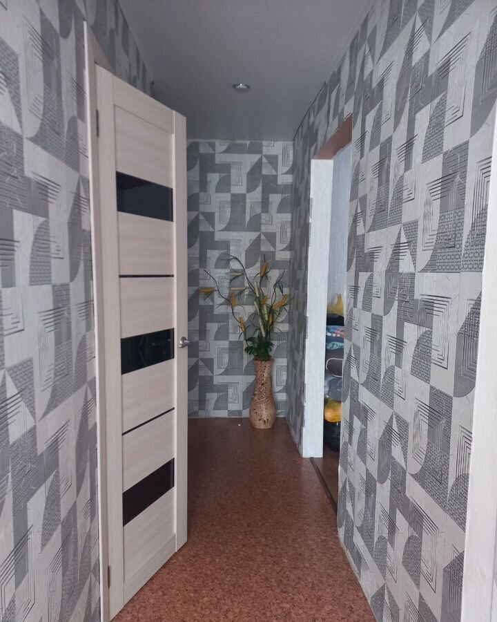 квартира г Ишим ул Калинина 110 фото 6