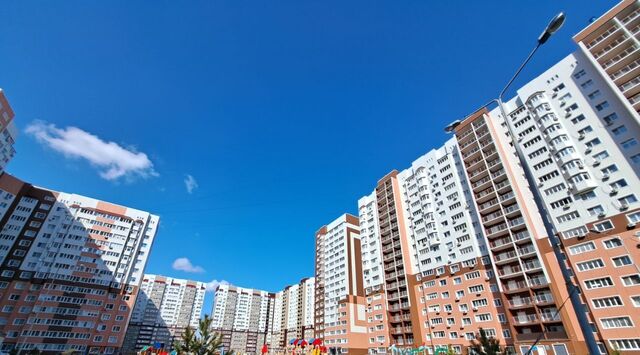 р-н Дзержинский ул. Фронтовиков, 8/3 фото