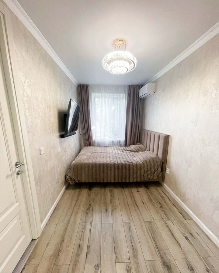 квартира г Ростов-на-Дону р-н Кировский пр-кт Чехова 13а фото 1
