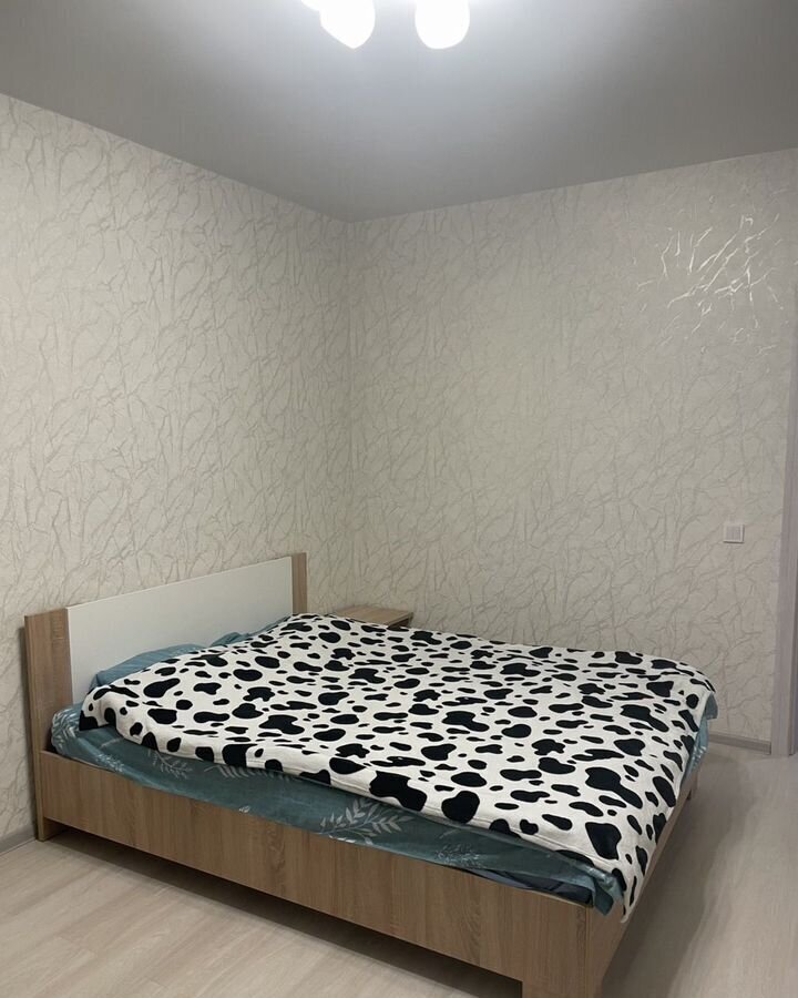 квартира г Калининград р-н Ленинградский ул Суздальская 20к/3 фото 11