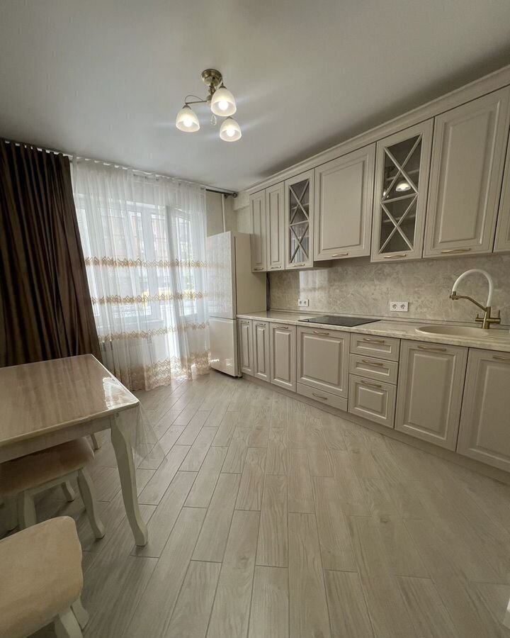 квартира г Каспийск Кавказская ул., 18к 1 фото 3