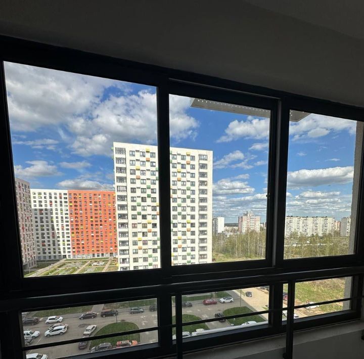 квартира г Ярославль р-н Фрунзенский ул Лескова 38 фото 2