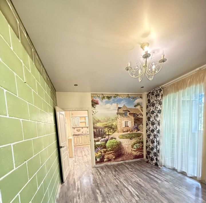 квартира г Тольятти р-н Автозаводский ул Офицерская 19 фото 1