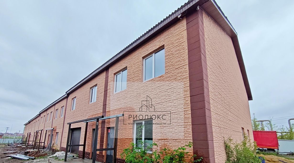 квартира г Магнитогорск р-н Орджоникидзевский ул Калмыкова 32а фото 1