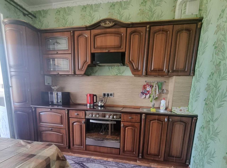 квартира г Сургут пр-кт Комсомольский 9 24-й фото 1