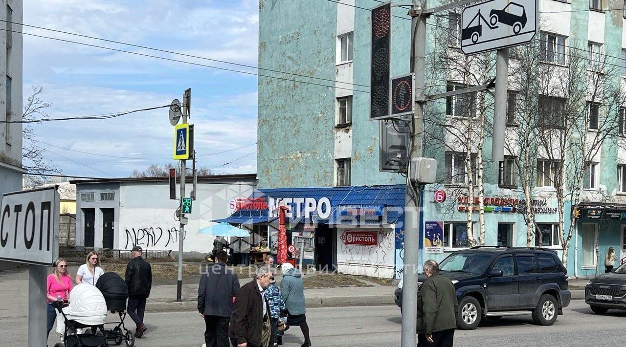 свободного назначения г Мурманск р-н Октябрьский пр-кт Кирова 54 фото 3